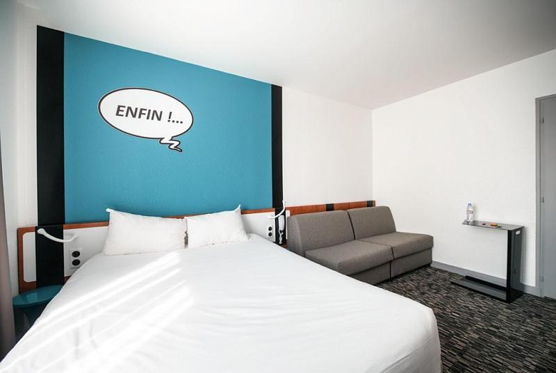 Hotel Ibis Styles Chambery Centre Gare Exterior foto