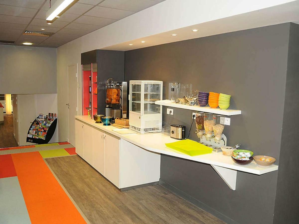 Hotel Ibis Styles Chambery Centre Gare Exterior foto